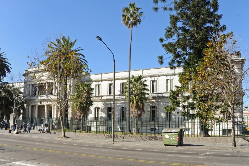Foto sobre Ministerio de Defensa abre convocatoria para profesionales sanitarios en Sanidad Militar